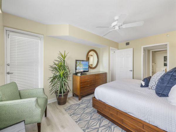 Fort Myers Luxury Vacation Penthouse Three Bedrooms On Beach