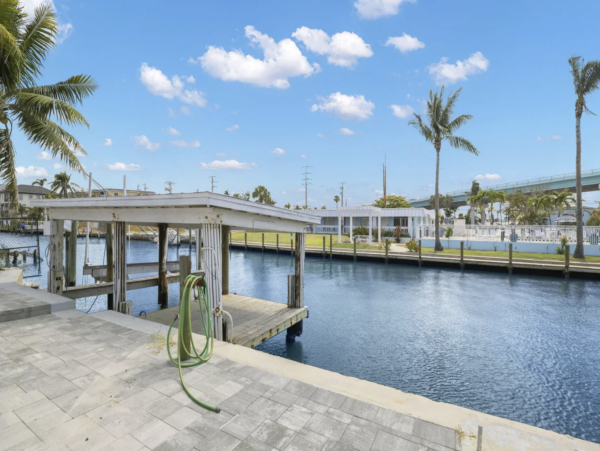Fort Myers Home 1072788