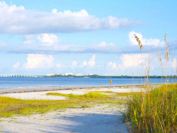 Luxury Four Bedroom Vacation Rental in Fort Myers Beach