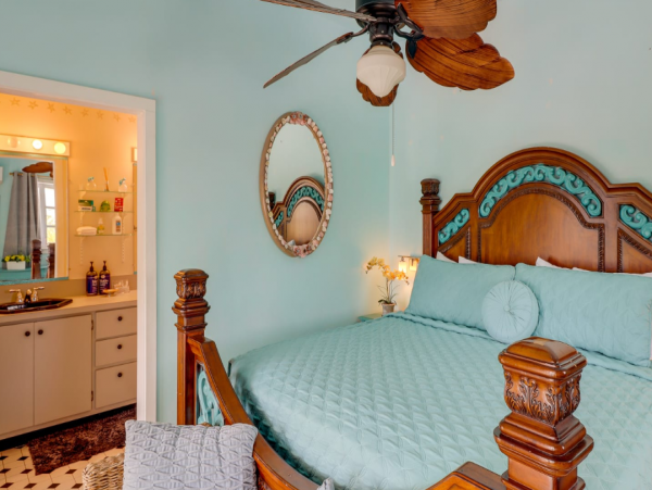 Cudjoe Key Vacation Villa with Pool