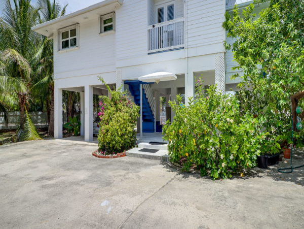 Cudjoe Key Vacation Villa with Pool