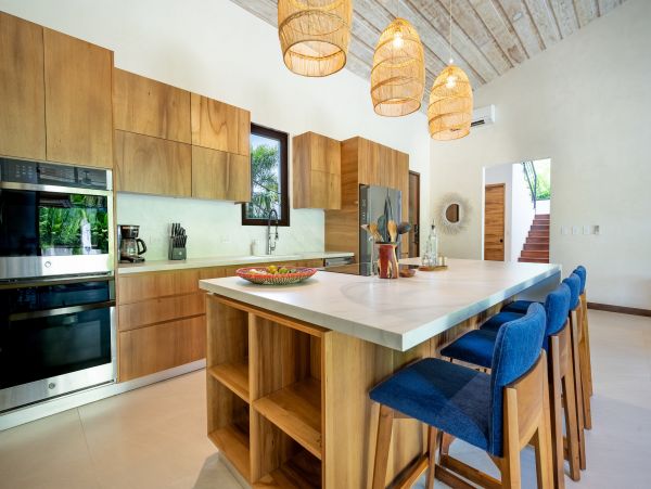 Five Bedrooms Home In Tamarindo Beach Town