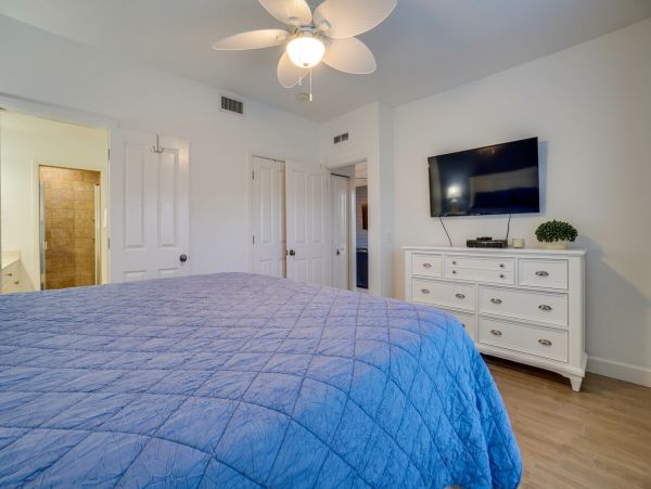Anna Maria Island Holmes Beach Condo 1072863