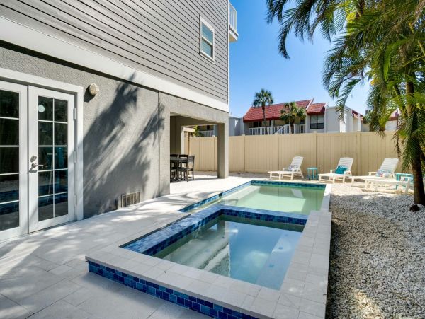Anna Maria Island Holmes Beach Home 1072866