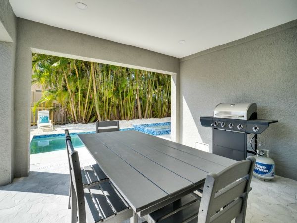 Anna Maria Island Holmes Beach Home 1072866