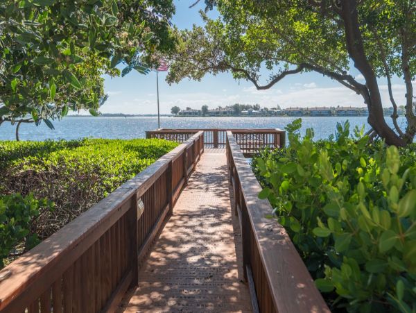 Bradenton Beach Charming One Bedroom Vacation Condo