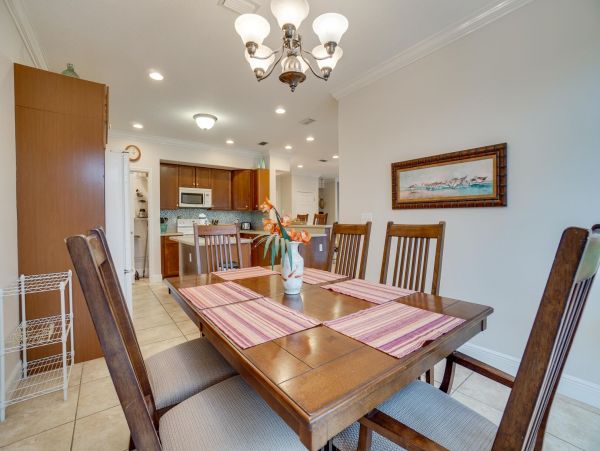 Holmes Beach Vacation Home Two Bedrooms Short Walk to Beach