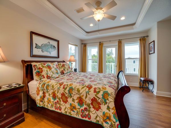 Holmes Beach Vacation Home Two Bedrooms Short Walk to Beach