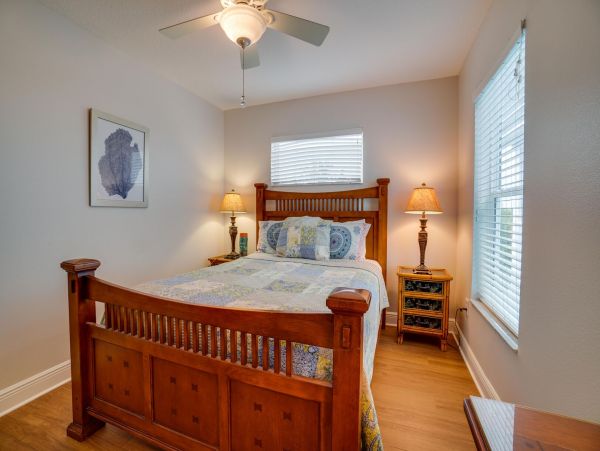 Holmes Beach Vacation Home Two Bedrooms Short Walk to Beach