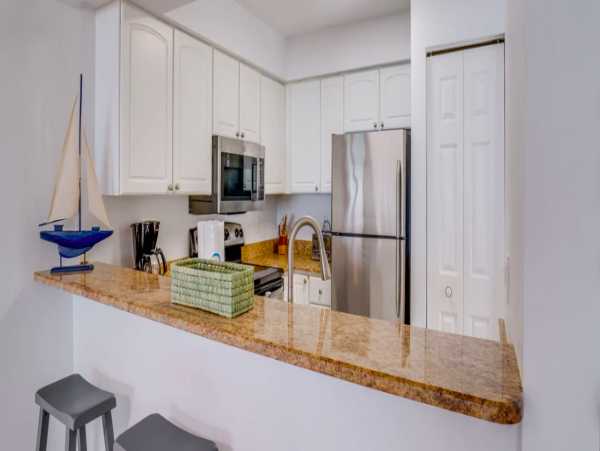 Exclusive Beach Front Condo 2 bedrooms 2,5 bathrooms