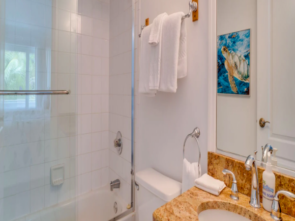 Exclusive Beach Front Condo 2 bedrooms 2,5 bathrooms