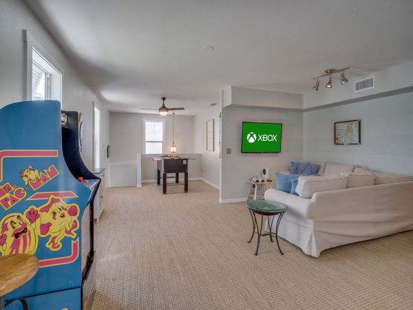 Holmes Beach Vacation Home Four Bedrooms Short Walk to Beach