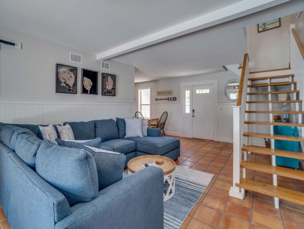 Holmes Beach Vacation Home Four Bedrooms Short Walk to Beach