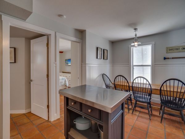 Holmes Beach Vacation Home Four Bedrooms Short Walk to Beach