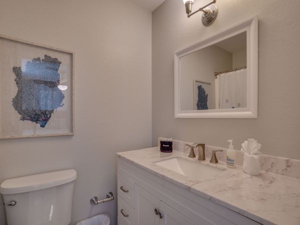 Holmes Beach Vacation Home Four Bedrooms Short Walk to Beach