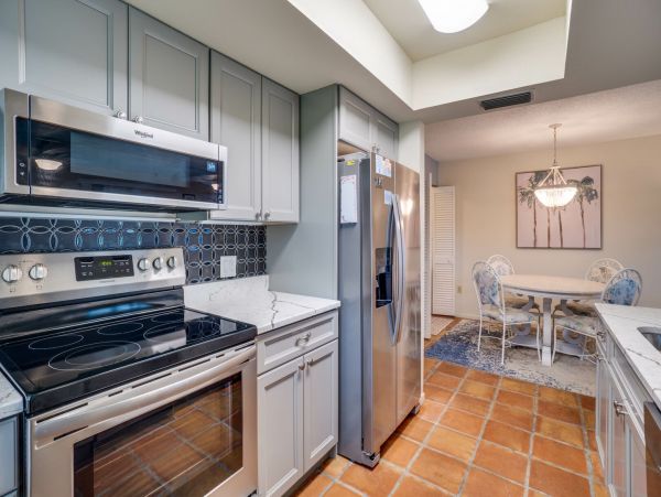 Holmes Beach Vacation Pool Home 4 Bedrooms Walk To Beach