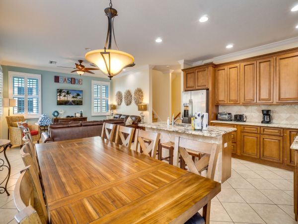Holmes Beach Vacation Pool Home Four Bedrooms Walk to Beach