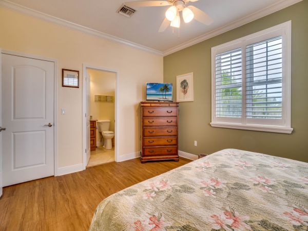 Holmes Beach Vacation Pool Home Four Bedrooms Walk to Beach