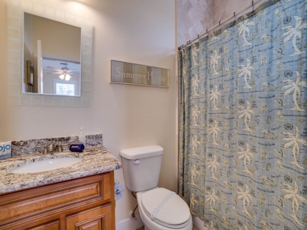 Holmes Beach Vacation Pool Home Four Bedrooms Walk to Beach