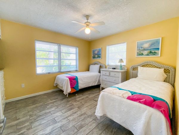 Anna Maria Island Home with 5 Bedroom & Pool