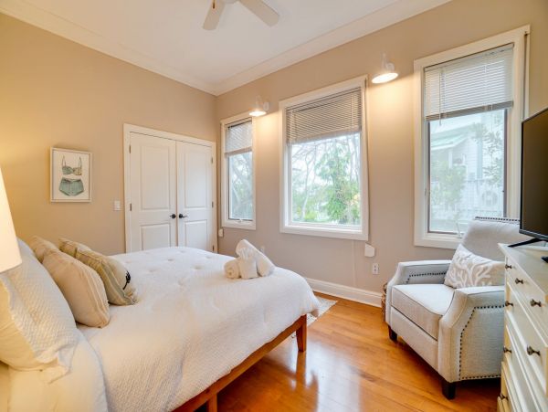 Anna Maria Island Vacation Home Five Bedrooms Bay Views