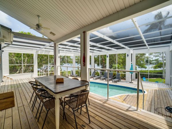 Anna Maria Island Vacation Home Five Bedrooms Bay Views