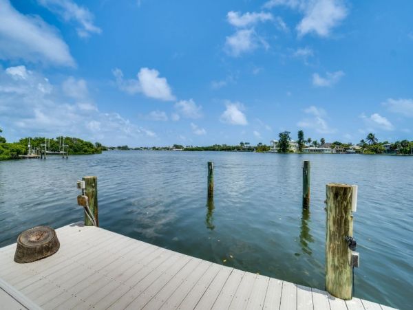 Anna Maria Island Vacation Home Five Bedrooms Bay Views