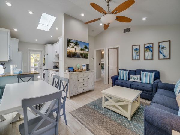 Lovely 4 Bedroom Vacation Rental in Anna Maria Island