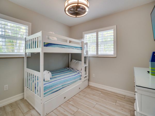 Lovely 4 Bedroom Vacation Rental in Anna Maria Island