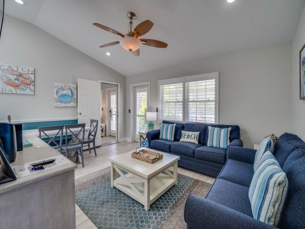 Lovely 4 Bedroom Vacation Rental in Anna Maria Island