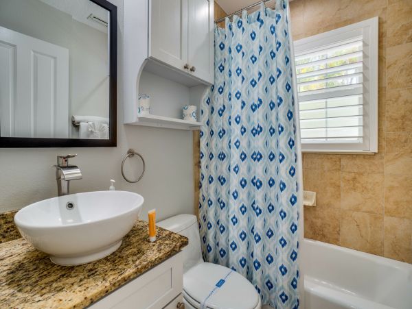 Lovely 4 Bedroom Vacation Rental in Anna Maria Island