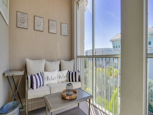2 bedroom 2 Bathroom Luxury Condo