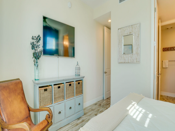 2 bedroom 2 Bathroom Luxury Condo