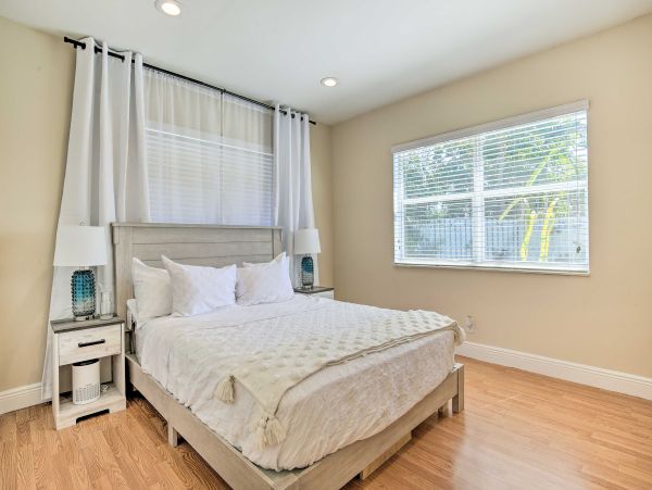 Fort Lauderdale Vacation Rental with Private Pool - Luxury Florida Beach House