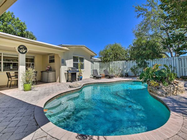 Fort Lauderdale Vacation Rental with Private Pool - Luxury Florida Beach House