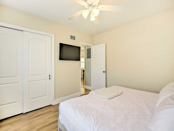 Fort Lauderdale Vacation Rental with Private Pool - Luxury Florida Beach House
