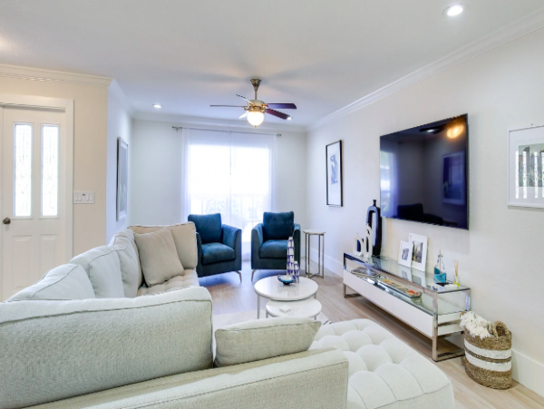 Plantation House with Heated Pool & Lanai