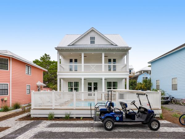 Santa Rosa Vacation Home Five Bedroom sleeps Twenty Guests