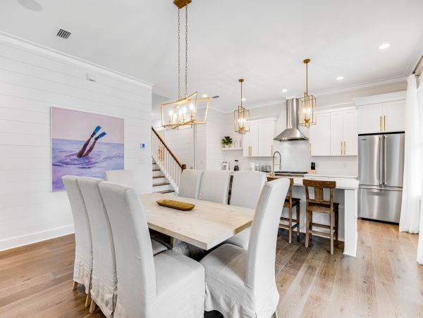 Santa Rosa Vacation Home Five Bedroom sleeps Twenty Guests