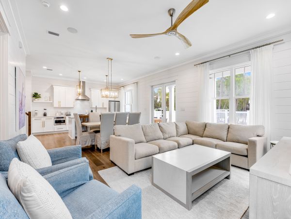Santa Rosa Vacation Home Five Bedroom sleeps Twenty Guests