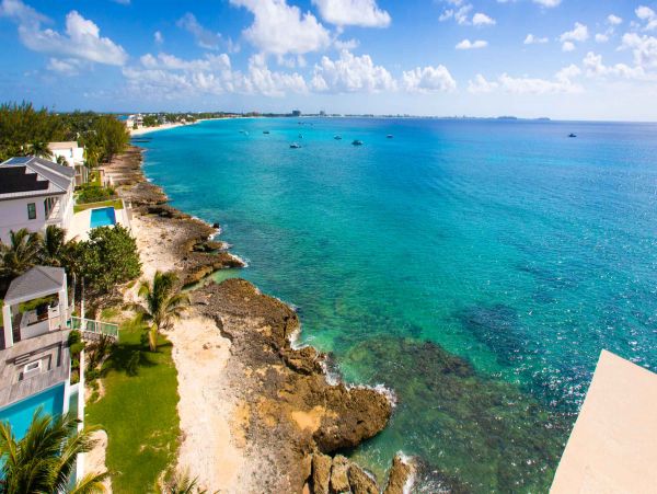 Three Bedroom Beachfront Vacation Rental in The Cayman Islands