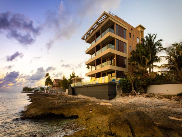 Three Bedroom Beachfront Vacation Rental in The Cayman Islands