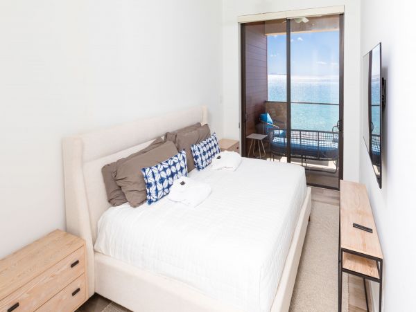 Three Bedroom Beachfront Vacation Rental in The Cayman Islands