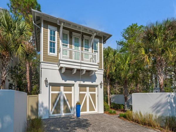 Spacious Homes in Santa Rosa Beach's Seagrove Community