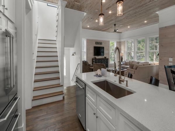 Spacious Homes in Santa Rosa Beach's Seagrove Community