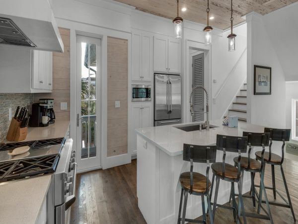 Spacious Homes in Santa Rosa Beach's Seagrove Community