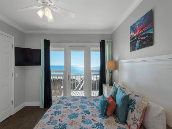 Luxury Gulf-Front Town Vacation Home