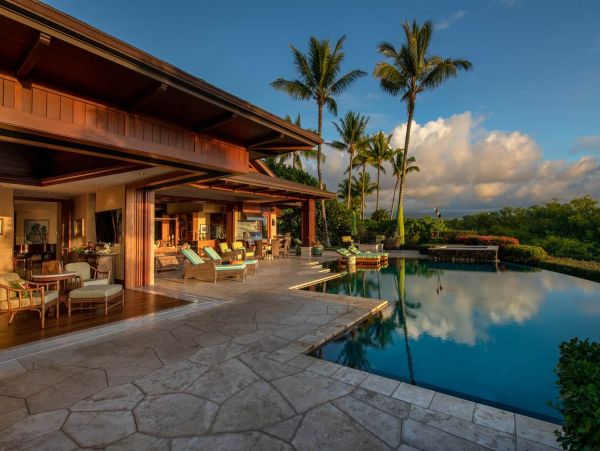 Waimea Luxury Villa with Six Bedroom