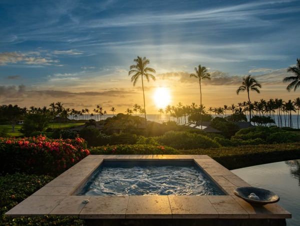 Waimea Luxury Villa with Six Bedroom