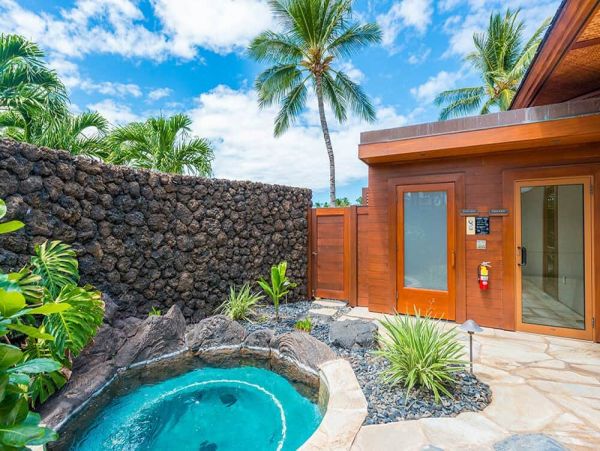 Waimea Luxury Villa with Six Bedroom